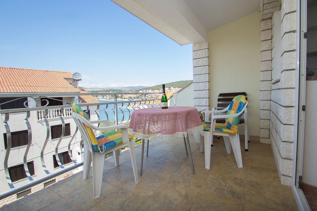 Apartments Mare Trogir Dış mekan fotoğraf